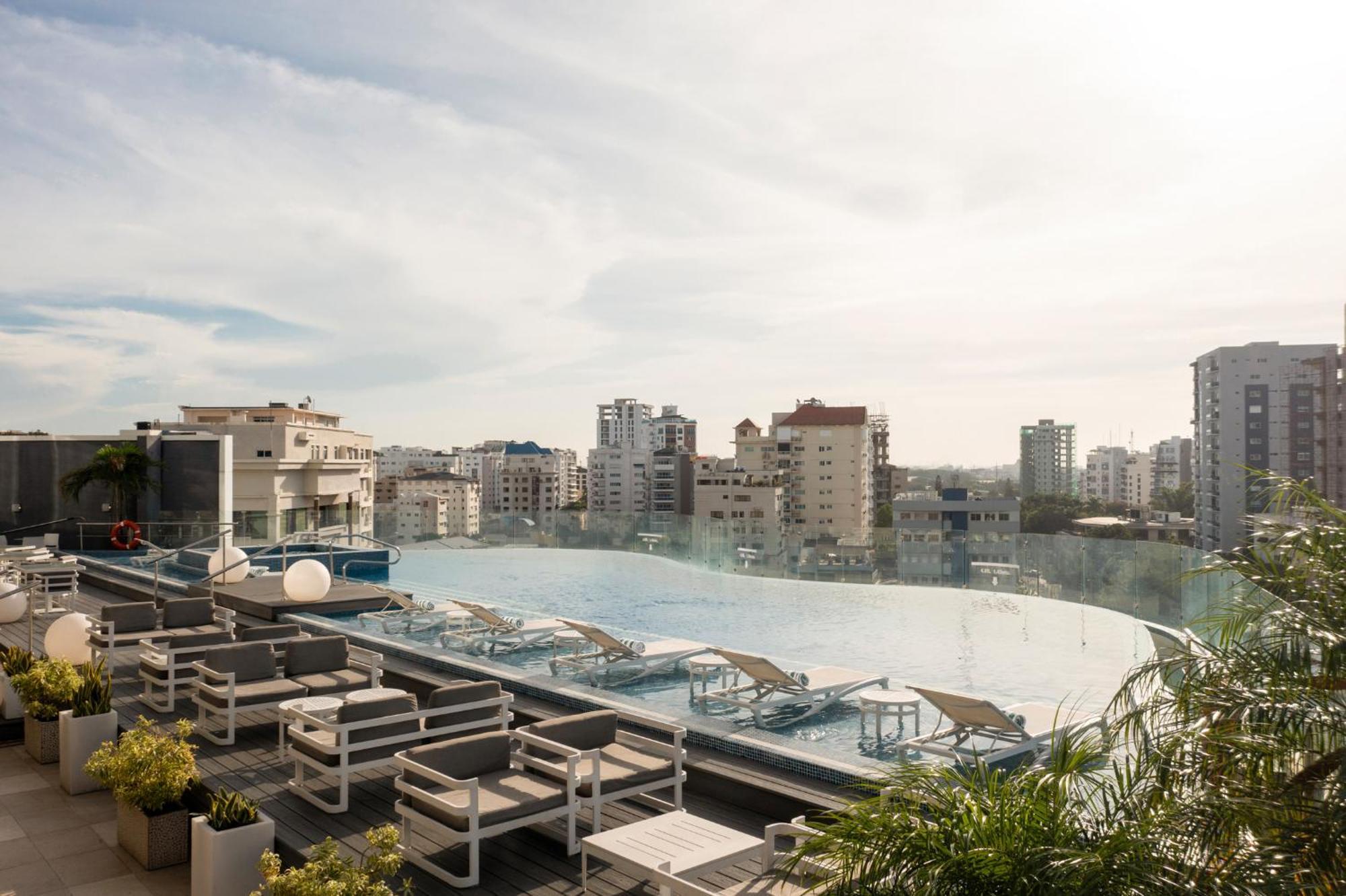 Embassy Suites By Hilton Santo Domingo Exterior photo
