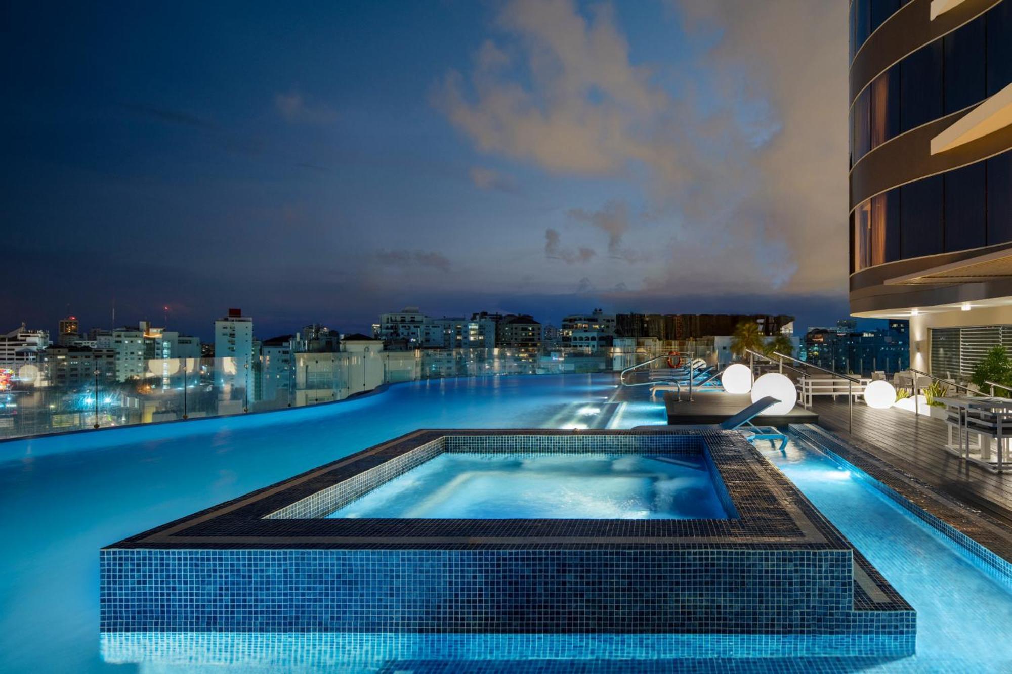 Embassy Suites By Hilton Santo Domingo Exterior photo